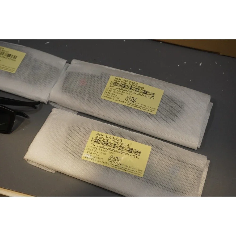 Samsung TV Accessory Kit (4 pairs) HD 3D Active Glasses SSG-5150GB Lot of 3 New